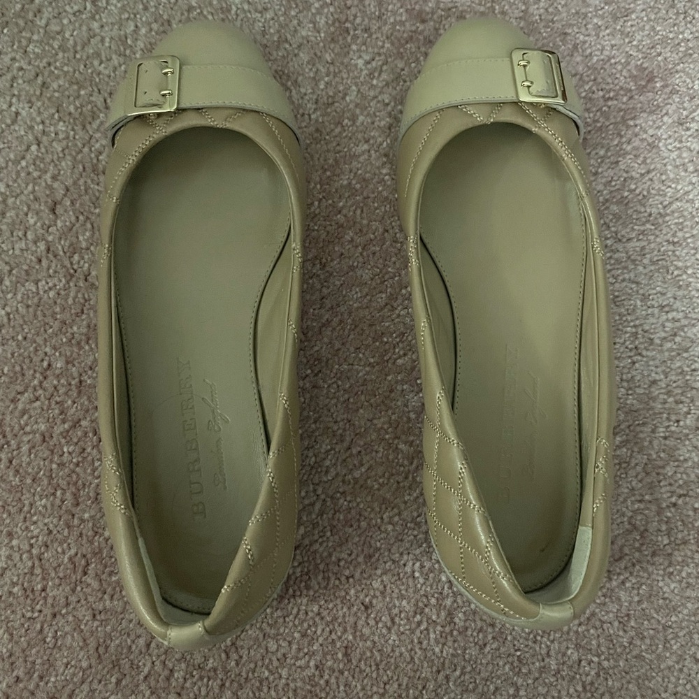 Burberry Cream Quilted Leather Ballet Flats with Buckle